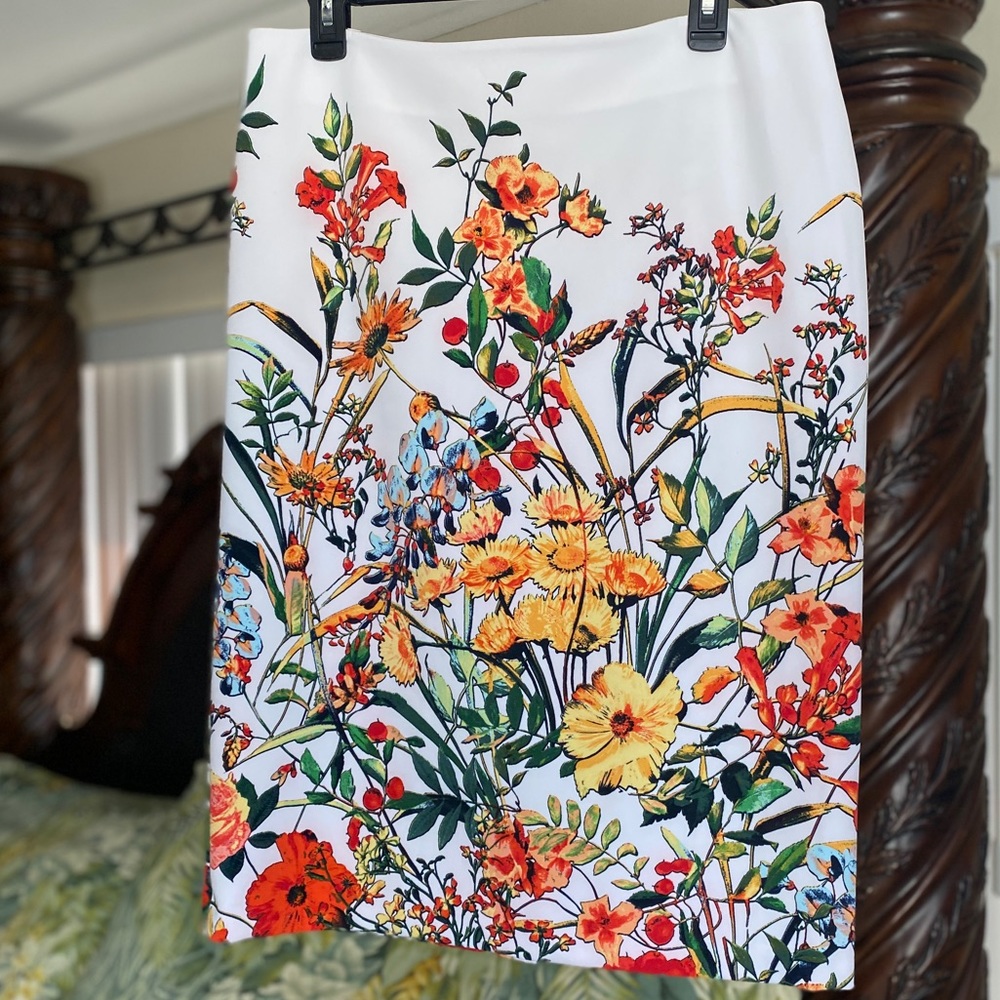 White multicolored floral skirt